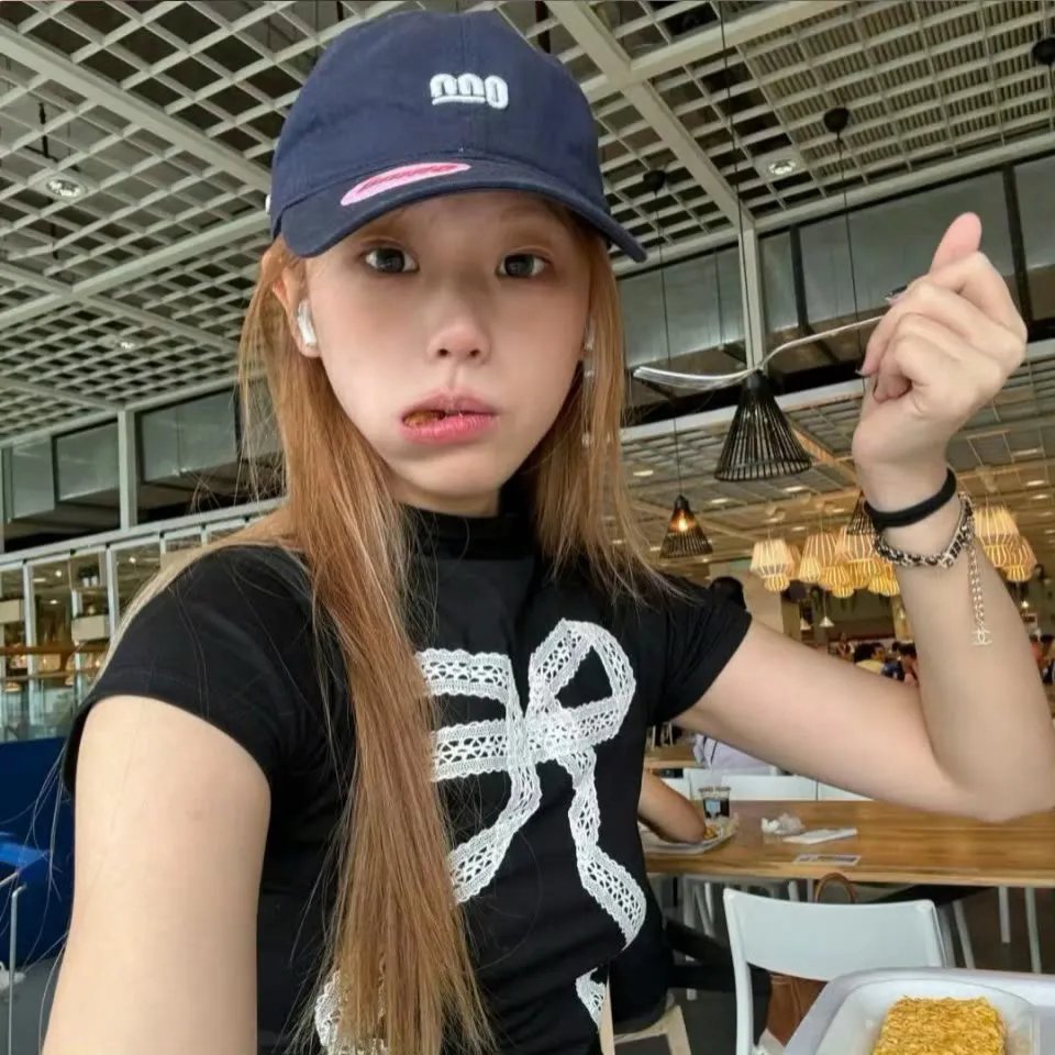 鬼语者第一季海报