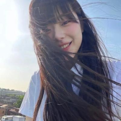 让世界充满爱海报