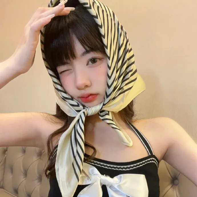 踏入黑暗海报